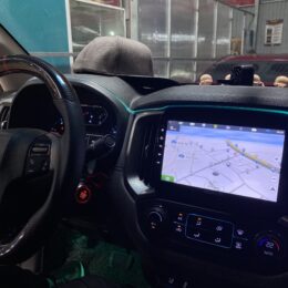 Màn hình android xe Chevrolet Colorado, Trailblazer 2017-2020 - Ảnh 3