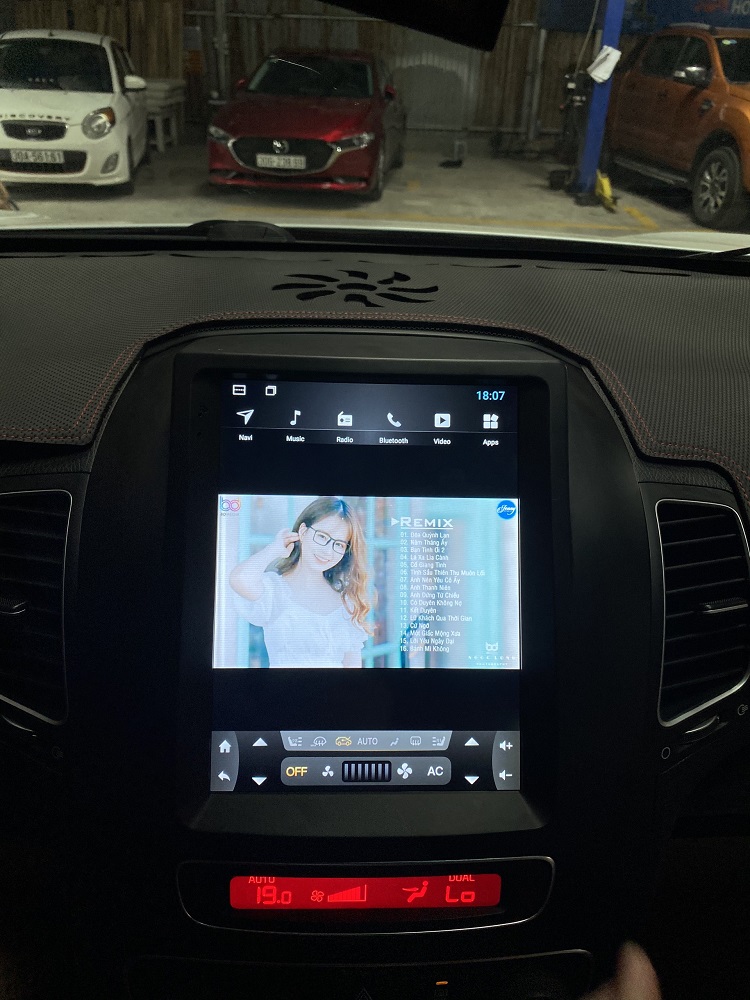 Màn hình Tesla cho xe Kia Sorento 2014-2018 - Ảnh 5