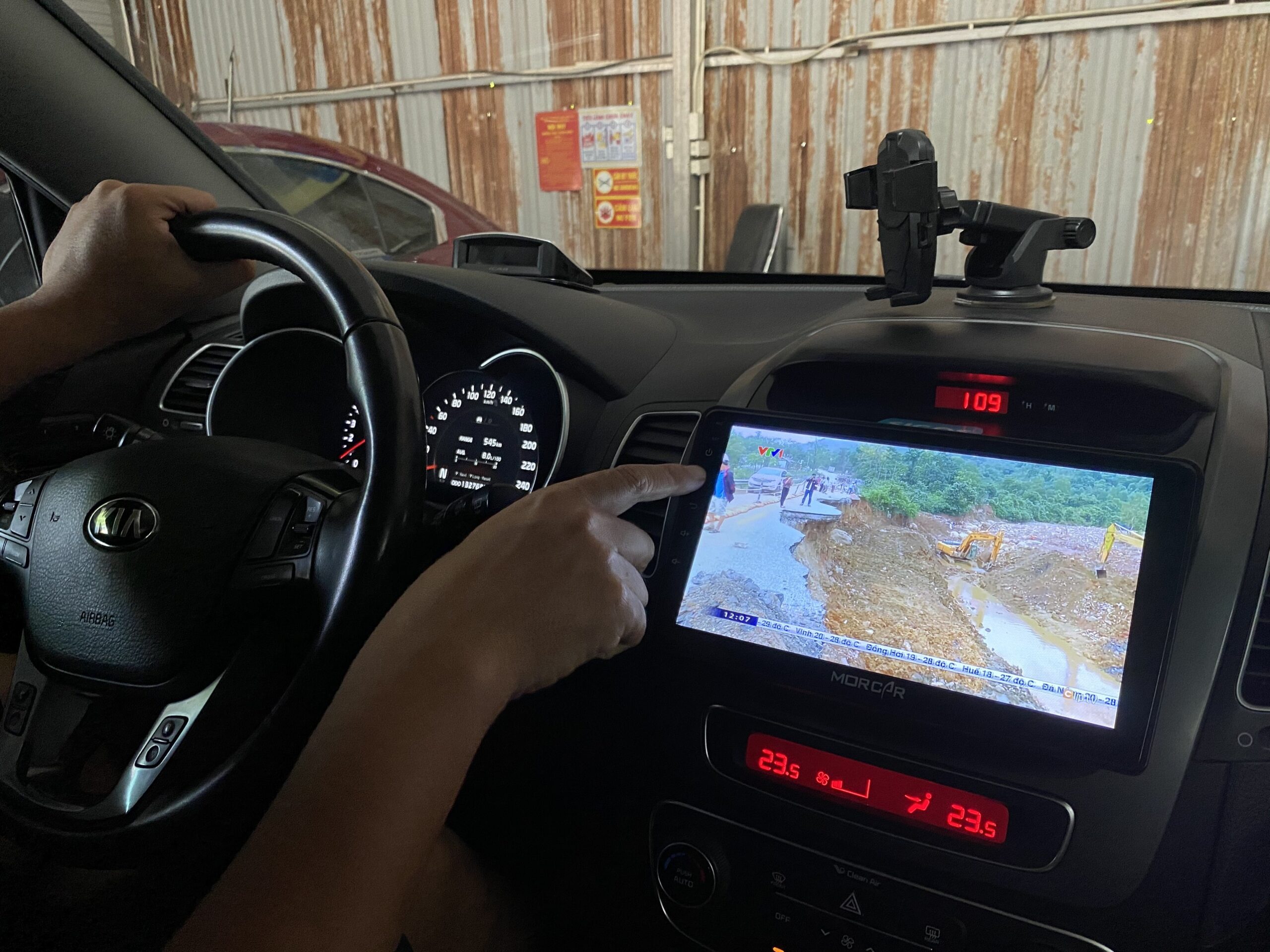 Màn hình android xe Kia Sorento 2014-2018 - Ảnh 6