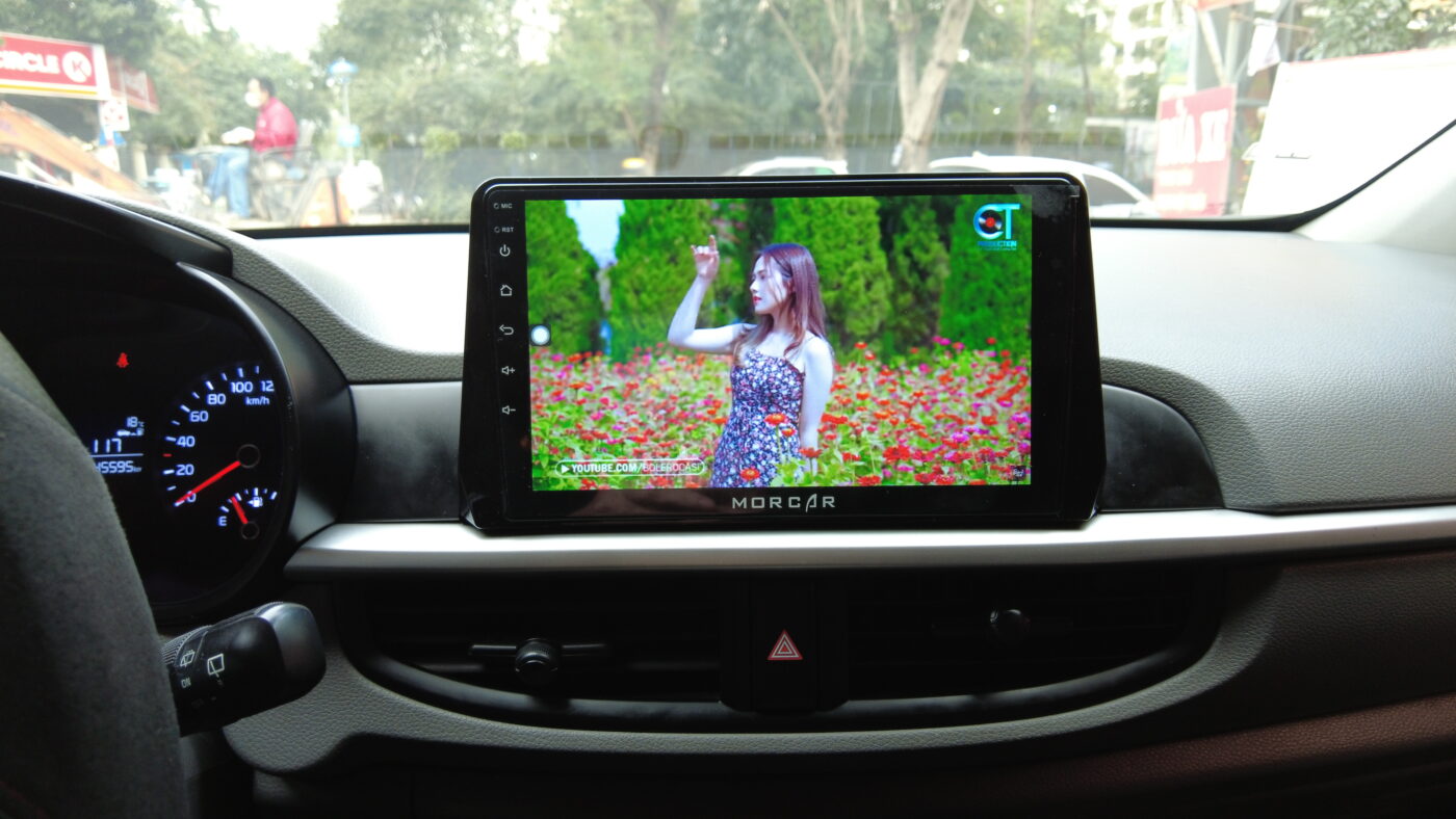 Giải trí không giới hạn trên Màn hình android ô tô